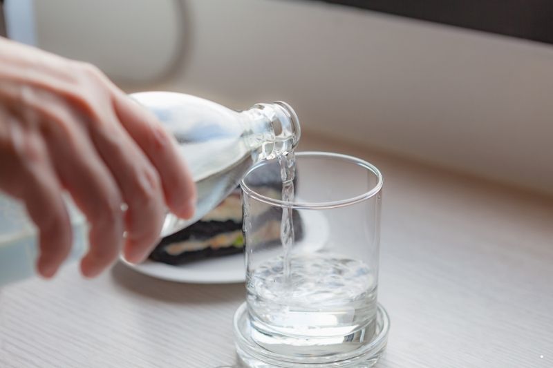 Uống nước làm tăng quá trình trao đổi chất