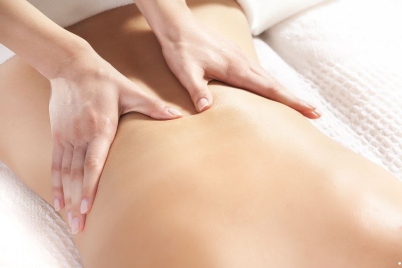 4 kỹ thuật chính trong massage lưng