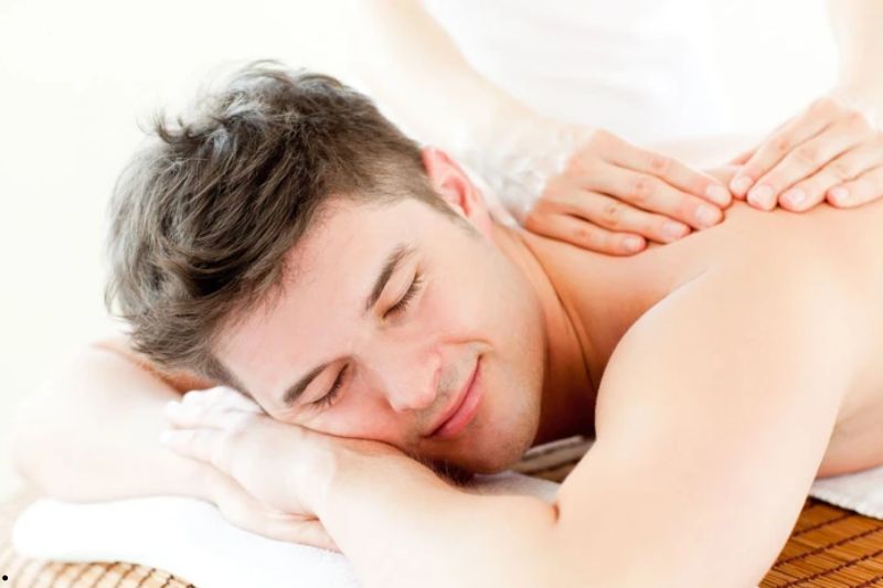 Mức thu nhập bất ngờ của nữ massage