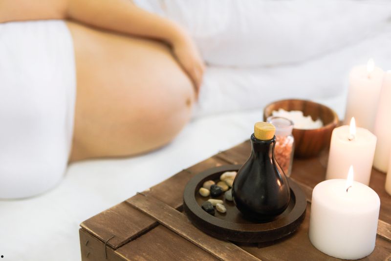 Những lý do mẹ bầu nên được massage định kỳ