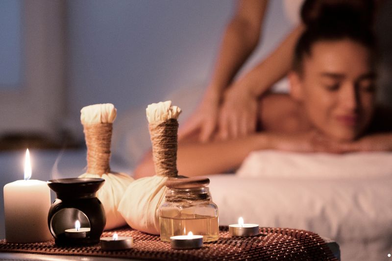 Lợi ích của dịch vụ massage tại nhà và khách sạn